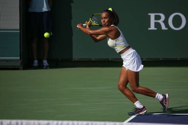 INDIAN WELLS, CA - MARCH 13: Leylah Fernandez (CAN) hits a backhand during the BNP Paribas Open on March 13, 2022 at Indian Wells Tennis Garden in Indian Wells, CA. (Photo by George Walker Icon Sportswire) TENNIS: MAR 13 BNP Paribas Open Icon220313050