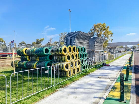 March 14, 2022: MELBOURNE, AUSTRALIA - MARCH 14 2022: Track build and preparations for the 2022 Formula 1 Australian Grand Prix to be held on April 7-10 2022. - ZUMAp121 20220314_zsp_p121_008 Copyright: xChrisxPutnamx
