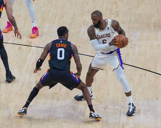Phoenix, Arizona, March 13th 2022: Lebron James ( 6 Los Angeles Lakers) in action during the National Basketball Association game between the Los Angeles Lakers and the Phoenix Suns at Footprint Center in Phoenix, Arizona. Edwin Rodriguez SPP Los Angeles Lakers v Phoenix Suns - NBA, Basketball Herren, USA - FootPrint Center 