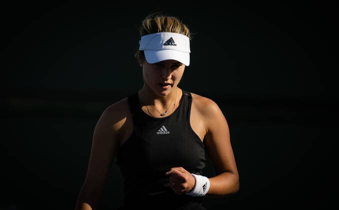 March 13, 2022, INDIAN WELS, CALIFORNIA, UNITED STATES: Anna Kalinskaya of Russia in action during the third round of the 2022 BNP Paribas Open WTA, Tennis Damen 1000 tennis tournament against Sorana Cirstea of Romania INDIAN WELS UNITED STATES - ZUMAa181 20220313_zaa_a181_253 Copyright: xRobxPrangex