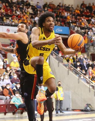 Ludwigsburg , Basketball Champions League Top 16 , MHP Riesen Ludwigsburg vs Galatasaray Nef , Justin Simon Riesen
