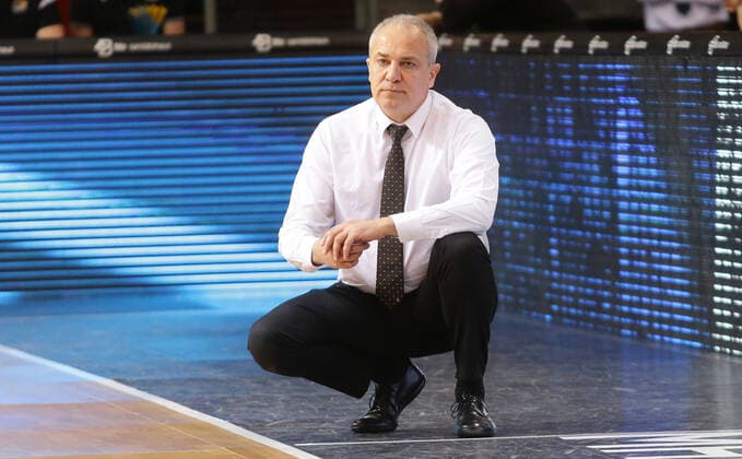 Ludwigsburg , Basketball Champions League Top 16 , MHP Riesen Ludwigsburg vs Galatasaray Nef , Coach Ekrem Memnun Galatasaray