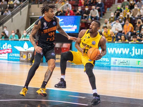 Yorman Polas Bartolo MHP Riesen Ludwigsburg, 13 , GER, MHP Riesen Ludwigsburg vs Galatasaray Nef, Basketball, Champions League, Best of 16, Season 2021 2022, 14 03 2022, GER, MHP Riesen Ludwigsburg vs Galatasaray Nef, Basketball, Champions League, Best of 16, Season 2021 2022, 14 03 2022 Ludwigsburg. Copyright: xEibner-Pressefoto SaschaxWaltherx EP_EER