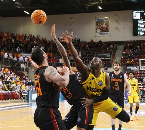 Rawle Alkins Giants, right MHP Riesen Ludwigsburg vs Galatasaray Nef Basketball Champions League 2021 2022 Ludwigsburg , GER, 14 03 2022,