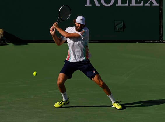 March 14, 2022 Reilly Opelka returns a shot against Denis Shapovalov of Canada during the 2022 BNP Paribas Open at Indian Wells Tennis Garden in Indian Wells, California. Mandatory Photo Credit: CSM. Indian Wells United States of America - ZUMAc04_ 20220314_zaf_c04_118 Copyright: xCharlesxBausx
