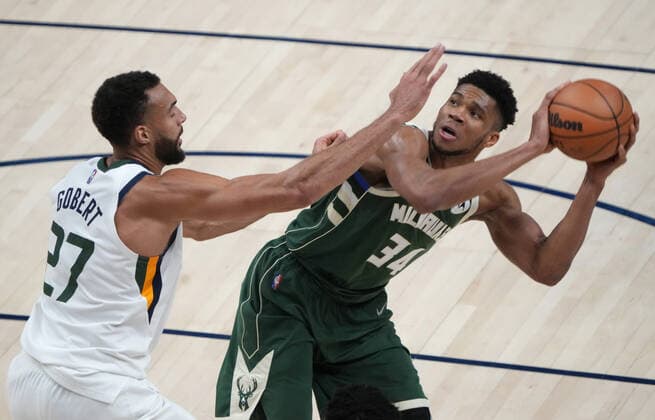 Basketball, NBA, Utah Jazz - Milwaukee Bucks