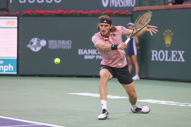 INDIAN WELLS, CA - MARCH 14: Stefanos Tsitsipas (GRE) hits a backhand during the BNP Paribas Open on March 14, 2022 at Indian Wells Tennis Garden in Indian Wells, CA. (Photo by George Walker Icon Sportswire) TENNIS: MAR 14 BNP Paribas Open Icon220314069