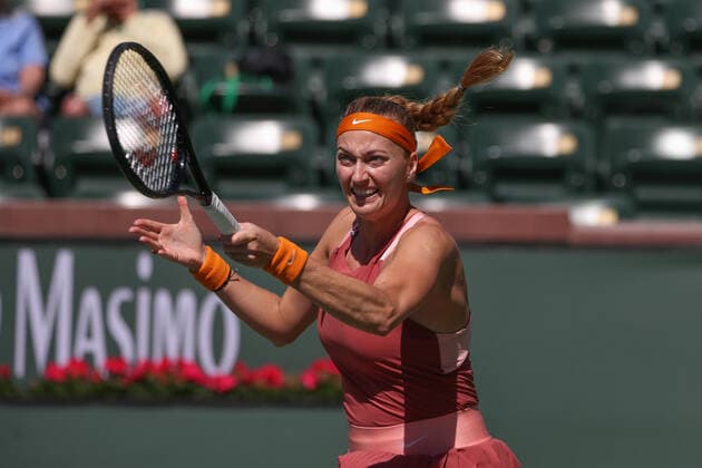 INDIAN WELLS, CA - MARCH 14: Petra Kvitova (CZE) hits a forehand during the BNP Paribas Open on March 14, 2022 at Indian Wells Tennis Garden in Indian Wells, CA. (Photo by George Walker Icon Sportswire) TENNIS: MAR 14 BNP Paribas Open Icon220314014