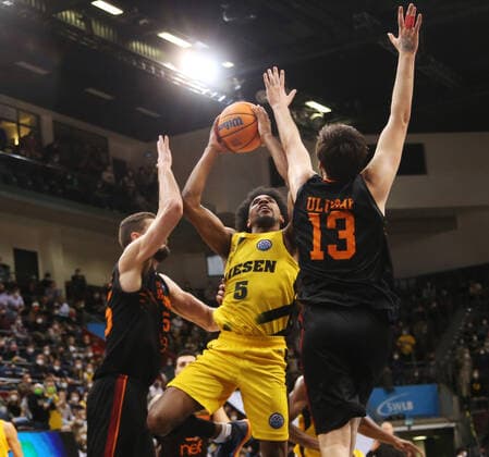 Justin Simon Riesen, center MHP Riesen Ludwigsburg vs Galatasaray Nef Basketball Champions League 2021 2022 Ludwigsburg , GER, 14 03 2022,