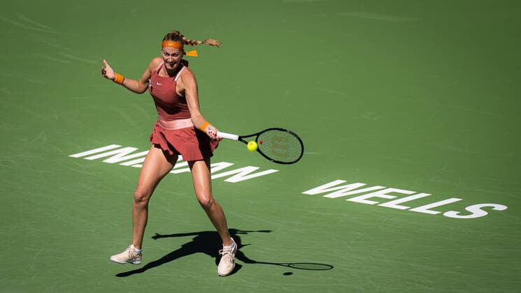 March 14, 2022, INDIAN WELLS, CALIFORNIA, UNITED STATES: Petra Kvitova of the Czech Republic in action during the third round of the 2022 BNP Paribas Open WTA, Tennis Damen 1000 tennis tournament against Maria Sakkari of Greece INDIAN WELLS UNITED STATES - ZUMAa181 20220314_zaa_a181_007 Copyright: xRobxPrangex