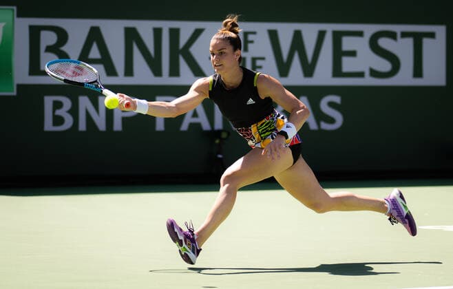 March 14, 2022, INDIAN WELLS, CALIFORNIA, UNITED STATES: Maria Sakkari of Greece in action during the third round of the 2022 BNP Paribas Open WTA, Tennis Damen 1000 tennis tournament against Petra Kvitova of the Czech Republic INDIAN WELLS UNITED STATES - ZUMAa181 20220314_zaa_a181_011 Copyright: xRobxPrangex
