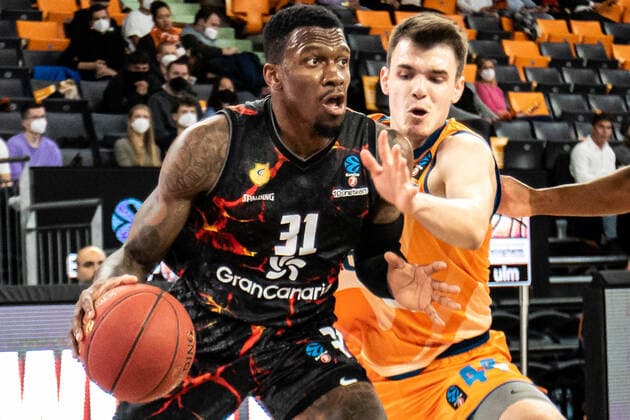 Dylan Ennis CB Gran Canaria, 31 , Fedor Zugic Ratiopharm Ulm 44 GER, Ratiopharm Ulm vs Gran Canaria, 7DAYS Eurocup Basketball, 15 Match Day, 15 03 2022 Ratiopharm Ulm vs Gran Canaria, 7 Days Eurocup Basketball, 15 Match Day New Ulm. Copyright: xEibner-Pressefoto RogerxBuerkex EP_EER