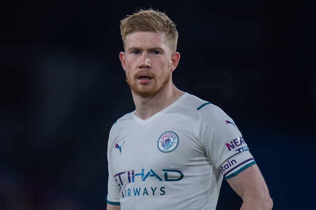 LONDON, ENGLAND - MARCH 14: kevin de bruyne during the Premier League match between Crystal Palace and Manchester City at Selhurst Park on March 14, 2022 in London, United K EDITORIAL USE ONLY. No use with unauthorized audio, video, data, fixture lists, club league logos or live services. Online in-match use limited to 120 images, no video emulation. No use in betting, games or single club league player publications Crystal Palace v Manchester City - Premier League Copyright: xSebastianxFrejx