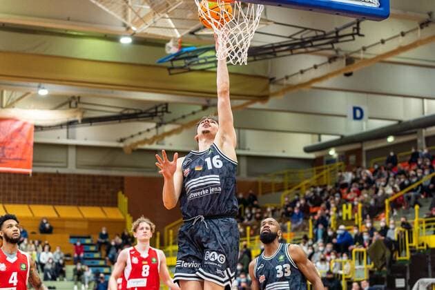 Moritz Plescher Medipolis SC Jena, 16 GER, Uni Baskets Paderborn vs Medipolis SC Jena, basketball, 2 Bundesliga ProA, season 2021 2022, 23 match day, 16 03 2022 Uni Baskets Paderborn vs Medipolis SC Jena, basketball, 2 Bundesliga ProA, season 2021 2022, 23 match day, 16 03 2022 Paderborn Copyright: xEibner-Pressefoto BahhoxKarax EP_BKA