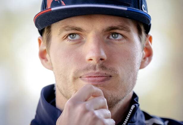 SAKHIR Max Verstappen talks to the press ahead of the Bahrain F1 Grand Prix at the Bahrain International Circuit ANP ROBIN VAN LONKHUIJSEN F1 Grand Prix of Bahrain 2022 xVIxANPxSportx xxANPxIVx 445705224 originalFilename: 445705224.jpg