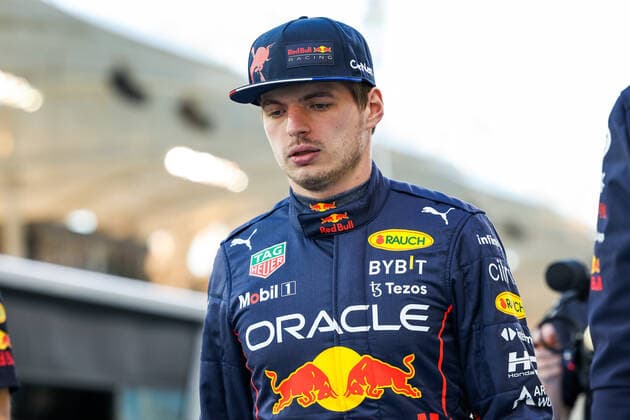 VERSTAPPEN Max (ned), Red Bull Racing RB18, portrait during the Formula 1 Gulf Air Bahrain Grand Prix 2022, 1st round of the 2022 FIA Formula One World Championship, WM, Weltmeisterschaft on the Bahrain International Circuit, from March 18 to 20, 2022 in Sakhir, Bahrain - F1 - BAHRAIN GRAND PRIX 2022 DPPI Panoramic  20220317_GOOD5583