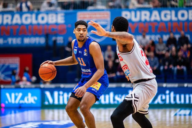 BB 1BL Syntainics MBC JobStairs Giessen 46er Kostja Mushidi Syntainics MBC during the match season 2021 2022 men in the EasyCredit Bundesliga between Syntainics MBC and JobStairs Giessen 46er at Stadthalle Weissenfels on 17 March 2022 in Weissenfels, Sachsen Anhalt, Germany