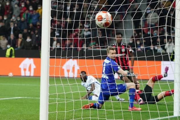 GER, UEFA EL Bayer 04 Leverkusen GER vs Atalanta Bergamo ITA 17 03 2022, BayArena, Leverkusen, Europalegue, group phase, Matchday 5, GER, UEFA EL Bayer 04 Leverkusen GER vs Atalanta Bergamo ITA , in picture Jérémie Boga Bergamo 10 , 1 0 Lukas Hradecky goalkeeper Leverkusen 1 , has no chance nordphotoxGmBHx xMeuter nph00351