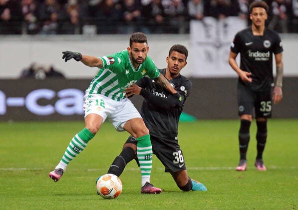 17 03 2022, xovx, soccer UEFA Europa League, Eintracht Frankfurt Betis Sevilla v l Willan Jose Real Betis Sevilla , Ansgar Knauff Eintracht Frankfurt , Tuta Eintracht Frankfurt emspor Frankfurt