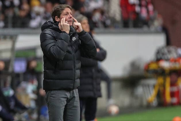 Europa League Round of 16 Eintracht Frankfurt Real Betis Sevilla on 17 03 2022 at Deutsche Bank Park in Frankfurt coach Oliver Glasner Frankfurt shows you have to look at UR