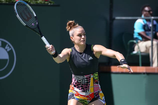 INDIAN WELLS, CA - MARCH 17: Maria Sakkari (GRE) hits a forehand during quarterfinal round of the BNP Paribas Open on March 17, 2022 at Indian Wells Tennis Garden in Indian Wells, CA. (Photo by George Walker Icon Sportswire) TENNIS: MAR 17 BNP Paribas Open Icon220317038
