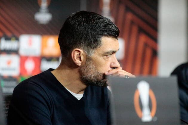 March 17, 2022, Lyon, France: Coach Sergio Conceicao of Fc Porto at the press conference, PK, Pressekonferenz at the end of the UEFA Europa League, Round of 16, 2nd leg football match between Olympique Lyonnais (Lyon) and FC Porto on March 17, 2022 at Groupama stadium in Decines-Charpieu near Lyon, France. football Europa League match - Olympique Lyonnais vs FC Porto, Lyon, France - ZUMAl164 20220317_zsa_l164_154 Copyright: xNderimxKacelix