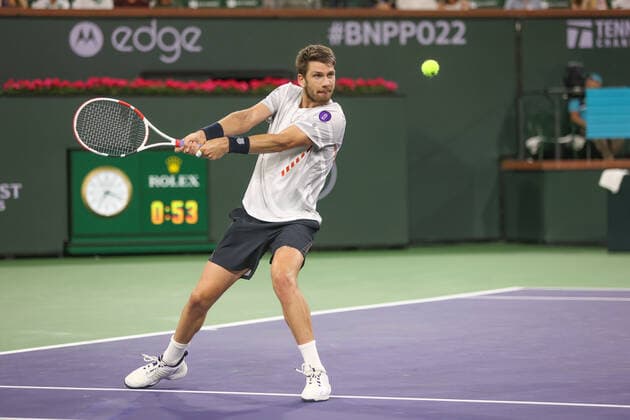 INDIAN WELLS, CA - MARCH 17: Cameron Norrie (GBR) hits a backhand during the quarterfinal round of the BNP Paribas Open on March 17, 2022 at Indian Wells Tennis Garden in Indian Wells, CA. (Photo by George Walker Icon Sportswire) TENNIS: MAR 17 BNP Paribas Open Icon220317150