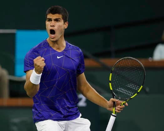 March 17, 2022 Carlos Alcaraz of Spain reacts to winning a point against Cameron Norrie of Great Britain during the quarterfinals of the 2022 BNP Paribas Open at Indian Wells Tennis Garden in Indian Wells, California. Mandatory Photo Credit: CSM. Indian Wells United States of America - ZUMAc04_ 20220317_zaf_c04_153 Copyright: xCharlesxBausx