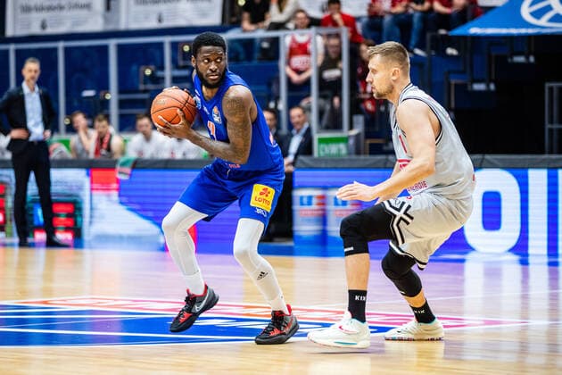BB 1BL Syntainics MBC JobStairs Giessen 46er AJ English Syntainics MBC during the match season 2021 2022 men in the EasyCredit Bundesliga between Syntainics MBC and JobStairs Giessen 46er at Stadthalle Weissenfels on 17 March 2022 in Weissenfels, Sachsen Anhalt, Germany