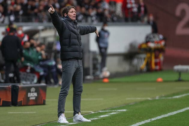 Europa League Round of 16 Eintracht Frankfurt Real Betis Sevilla on 17 03 2022 at Deutsche Bank Park in Frankfurt coach Oliver Glasner Frankfurt gives loud instructions UR