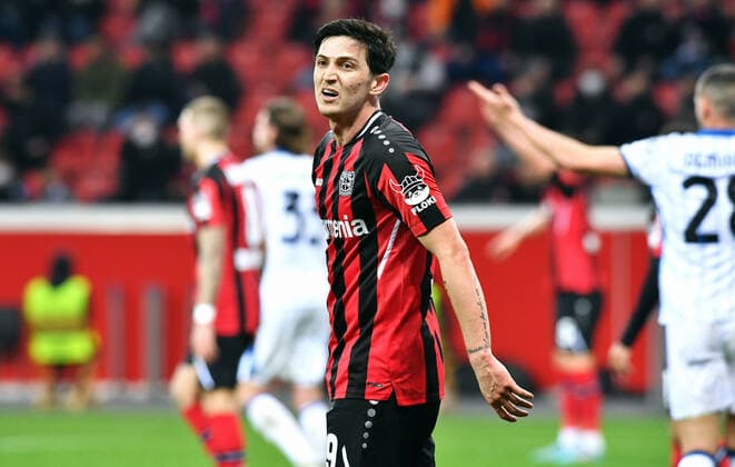 Football, UEFA Europa League, Men, 2021 2022 season, Round of 16, BayArena Leverkusen, Bayer Leverkusen red Atalanta Bergamo white 0 1 Sardar Azmoun LEV action, single image UEFA REGULATES PROHIBIT ANY USE OF PHOTOGRAPHS AS IMAGE SEQUENCES AND OR QUASI VIDEO
