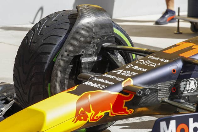 Red Bull Racing Honda RB18, mechanical detail front suspension during the Formula 1 Gulf Air Bahrain Grand Prix 2022, 1st round of the 2022 FIA Formula One World Championship, WM, Weltmeisterschaft on the Bahrain International Circuit, from March 18 to 20, 2022 in Sakhir, Bahrain - F1 - BAHRAIN GRAND PRIX 2022 DPPI Panoramic  00122004__B3_7282