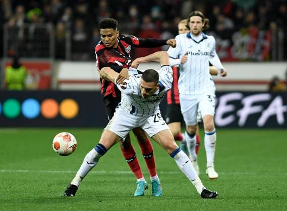 17 03 2022, Leverkusen, Germany, BayArena, Bayer 04 Leverkusen vs Atalanta Bergamo UEFA Europa League Round of 16, Merih Demiral Atalanta Bergamo and Amine Adli Bayer 04 Leverkusen in duel Photo Ralf Treese Leverkusen BayArena Nordrhein Westfalen Germany  521_LEVATA20220317_063 Treese-521