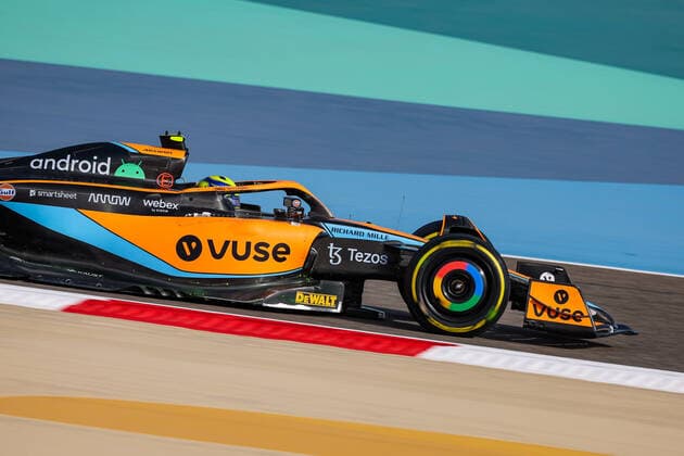 04 NORRIS Lando (gbr), McLaren F1 Team MCL36, action during the Formula 1 Gulf Air Bahrain Grand Prix 2022, 1st round of the 2022 FIA Formula One World Championship, WM, Weltmeisterschaft on the Bahrain International Circuit, from March 18 to 20, 2022 in Sakhir, Bahrain - F1 - BAHRAIN GRAND PRIX 2022 DPPI Panoramic  20220318_G00D6789