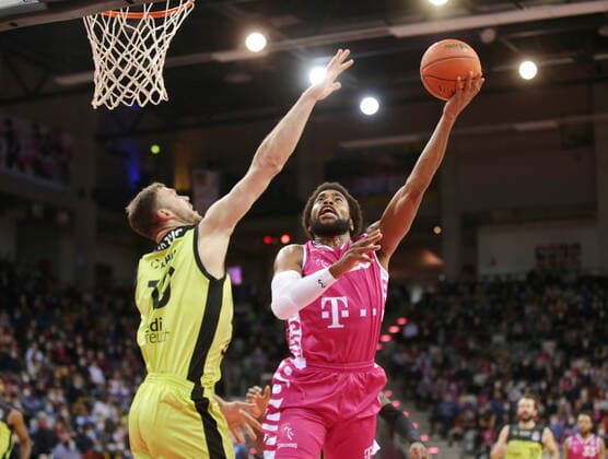 Javontae Hawkins Telekom Baskets Bonn vs medi bayreuth easyCredit BBL 1 Bundesliga , 2021 2022 season , Main round 26 matchday