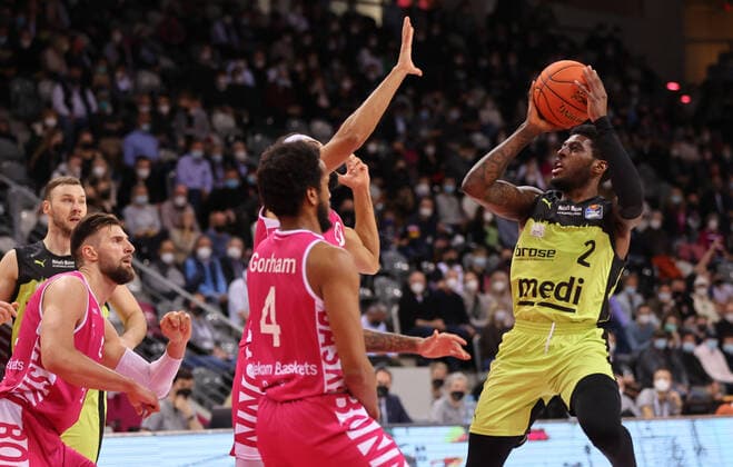 Bonn, Germany 18 03 2022, Telekom Dome, Basketball Bundesliga, 26 Matchday, BBL, Telekom Baskets Bonn vs Medi Bayreuth, Sacar Anim Bayreuth throws the ball