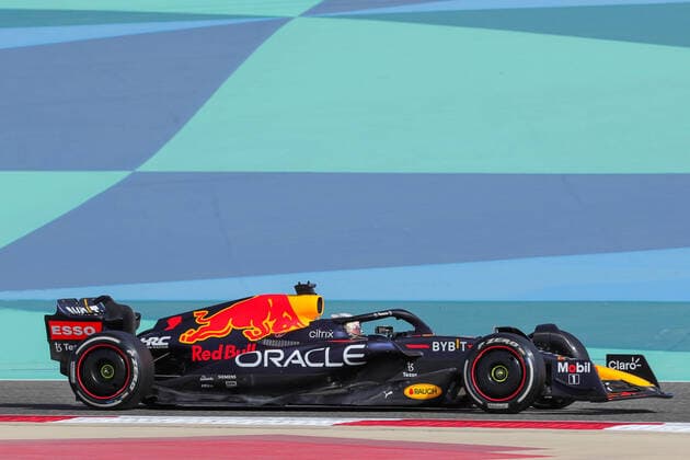 FORMULA 1 GULF AIR BAHRAIN GRAND PRIX 2022, 18 03 2022 Bahrain International Circuit, Sakhir, Bahrain on 18 March 2022 Max Verstappen 1 (NED), HONDA Red Bull Racing RB18 during P1 FORMULA 1 GULF AIR BAHRAIN GRAND PRIX 2022, Phil Duncan Editorial Use Only Copyright: xPhilxDuncanx ESM-0406-0042