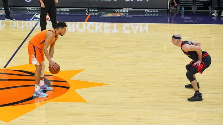 Phoenix, Arizona, March 18th 2022: Devin Booker ( 1 Phoenix Suns) in action during the National Basketball Association game between the Chicago Bulls and the Phoenix Suns at Footprint Center in Phoenix, Arizona. Edwin Rodriguez SPP Chicago Bulls v Phoenix Suns - NBA, Basketball Herren, USA - Footprint Center 