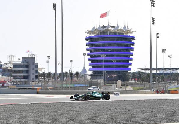 Formula 1 in Bahrain 2022 19 03 2022, Bahrain International Circuit, Sakhir, Formula 1 in Bahrain 2022 , in picture Nico Hülkenberg DEU , Aston Martin Aramco Cognizant Formula One Team nordphotoxGmbHx xBratic nph00250