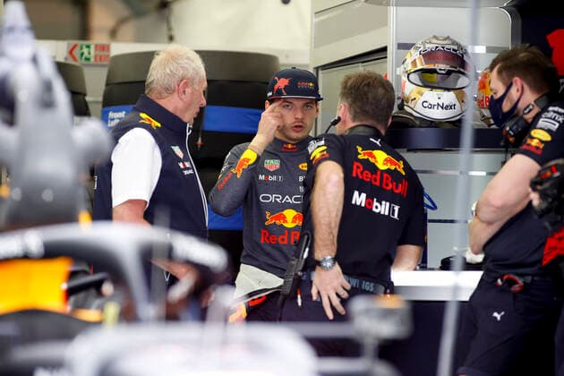 Dr Helmut Marko AUT, Oracle Red Bull Racing , 1 Max Verstappen NLD, Oracle Red Bull Racing , Christian Horner GBR, Oracle Red Bull Racing , F1 Grand Prix of Bahrain at Bahrain International Circuit on March 19, 2022 in Sakhir, Bahrain Photo by HOCH ZWEI Sakhir Bahrain