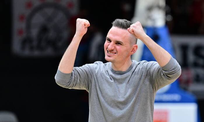 19 03 2022 Basketball Season 2021 2022 2 Bundesliga Pro A 30 Matchday Nuremberg Falcons Basketball Club NBC Römerstrom Gladiators Trier Pascal Heinrichs Coach Coach Römerstrom Gladiators Trier clenches fist fists after end of game jubilation joy