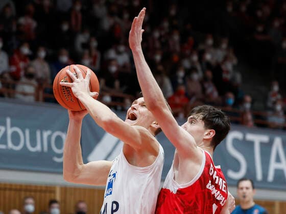 19 03 2022, Basketball, BBL, s Oliver Wuerzburg MLP Academics Heidelberg, GER, Wuerzburg, tectake Arena Picture from left Niklas Wuerzner MLP Academics Heidelberg and Julius Boehmer s Oliver Wuerzburg Copyright: HMBxMedia xHeikoxBecker