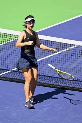 INDIAN WELLS, CA - MARCH 19: Yifan Xu of China reacts after Xu and her doubles partner Zhaoxuan Yang of China defeated Asia Muhammad of the United States and Ena Shibahara of Japan to become the women s doubles champions of the BNP Paribas Open played March 19, 2022 at the Indian Wells Tennis Garden in Indian Wells, CA. (Photo by John Cordes Icon Sportswire) TENNIS: MAR 19 BNP Paribas Open Icon506220319003