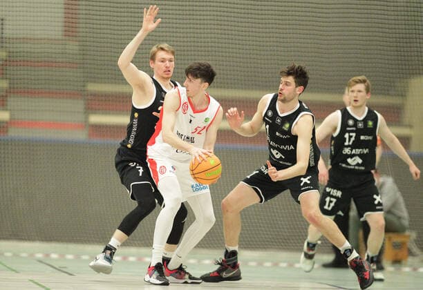 ProB BARMER 2 Basketball Bundesliga, Main Round, Last Matchday, ETV Hamburg WWU Baskets Münster 77 111 Stefan Weß Münster, l , Jack Fritsche ETV, 2 v l , Helge Wezorke, Oliver Pahnke Münster, v l Wandsbek Hamburg