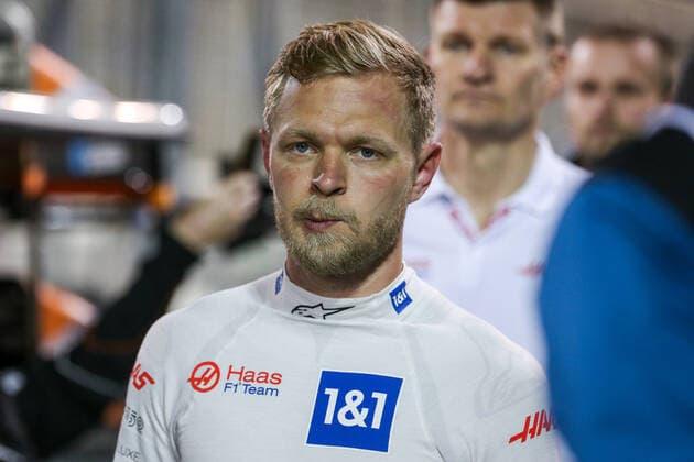 FORMULA 1 GULF AIR BAHRAIN GRAND PRIX 2022, 19 03 2022 Bahrain International Circuit, Sakhir, Bahrain on 19 March 2022 Kevin Magnussen 20 (DEN) Haas, VF22 Replacing Nikita Mazepin media interview after qualifying during the FORMULA 1 GULF AIR BAHRAIN GRAND PRIX 2022, Phil Duncan Editorial Use Only Copyright: xPhilxDuncanx ESM-0409-0067