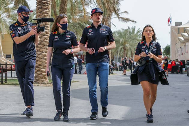 FORMULA 1 GULF AIR BAHRAIN GRAND PRIX 2022, 20 03 2022 Bahrain International Circuit, Sakhir, Bahrain on 20 March 2022 Max Verstappen 1 (NED), HONDA Red Bull Racing RB18 arrives in the paddock during the FORMULA 1 GULF AIR BAHRAIN GRAND PRIX 2022, Phil Duncan Editorial Use Only Copyright: xPhilxDuncanx ESM-0412-0002