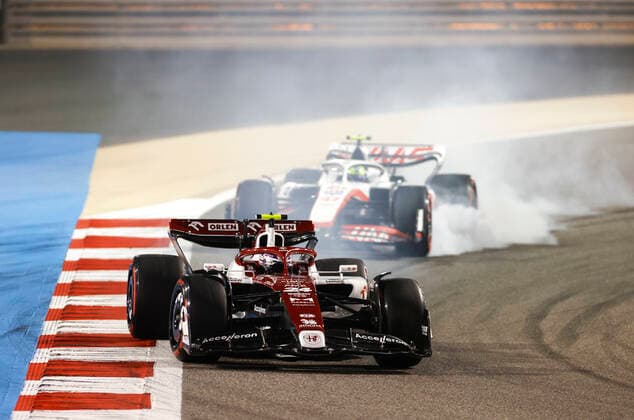 24 Guanyu Zhou CHN, Alfa Romeo F1 Team ORLEN , F1 Grand Prix of Bahrain at Bahrain International Circuit on March 20, 2022 in Sakhir, Bahrain Photo by HOCH ZWEI Sakhir Bahrain
