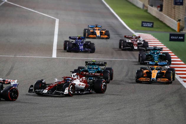 77 Valtteri Bottas FIN, Alfa Romeo F1 Team ORLEN , 27 Nico Hulkenberg DEU, Aston Martin Aramco Cognizant F1 Team , 4 Lando Norris GBR, McLaren F1 Team , F1 Grand Prix of Bahrain at Bahrain International Circuit on March 20, 2022 in Sakhir, Bahrain Photo by HOCH ZWEI Sakhir Bahrain