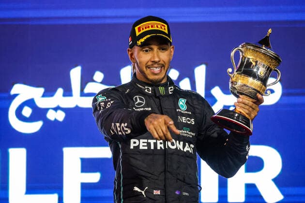 HAMILTON Lewis (gbr), Mercedes AMG F1 Team W13, portrait podium during the Formula 1 Gulf Air Bahrain Grand Prix 2022, 1st round of the 2022 FIA Formula One World Championship, WM, Weltmeisterschaft on the Bahrain International Circuit, from March 18 to 20, 2022 in Sakhir, Bahrain - F1 - BAHRAIN GRAND PRIX 2022 - RACE DPPI Panoramic  20220320_G00D0827