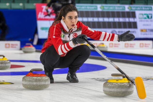 March 20, 2022, Prince George, BC, CANADA: Turkey skip Dilsat Yildiz gives direction to her teammates at CN Centre on Sunday afternoon at the Womens World Curling in Prince George, B.C., Sunday, March 20, 2022. Canada News - March 20, 2022  - ZUMAc35_ 20220320_zaf_c35_076 Copyright: xJamesxDoylex